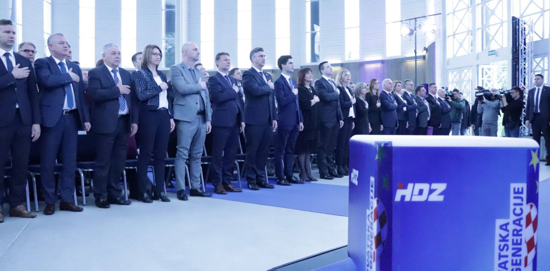 Schengen, sigurnost, migracija i ravnomjeran regionalni razvoj u kampanji ‘Plave skupine’ HDZ-a
