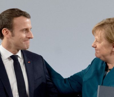 Emmanuel Macron i Angela Merkel,