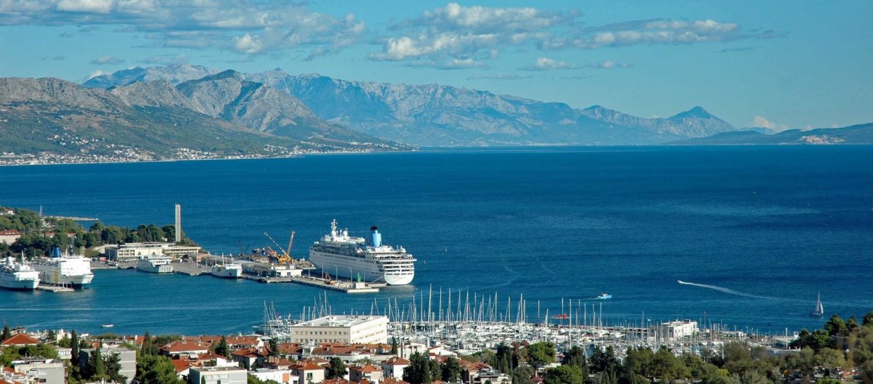 U hrvatskim lukama najviše putnika u posljednjih pet godina: Q4/2019.