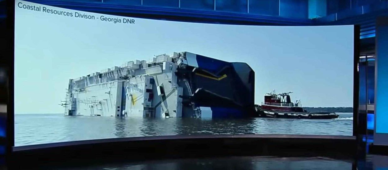 Nedaleko obala Georgije prevrnuće velikog teretnog broda: VIDEO