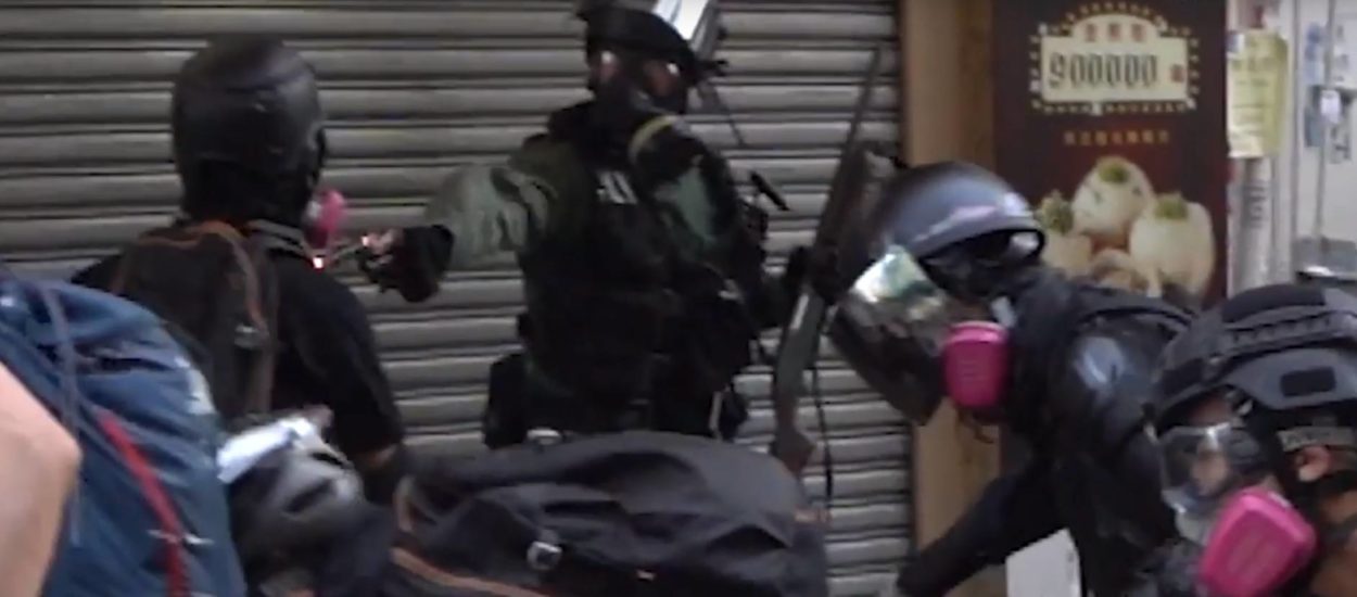 Policija koristila bojno strjeljivo u Hong Kongu, jedna osoba u kritičnom stanju: VIDEO
