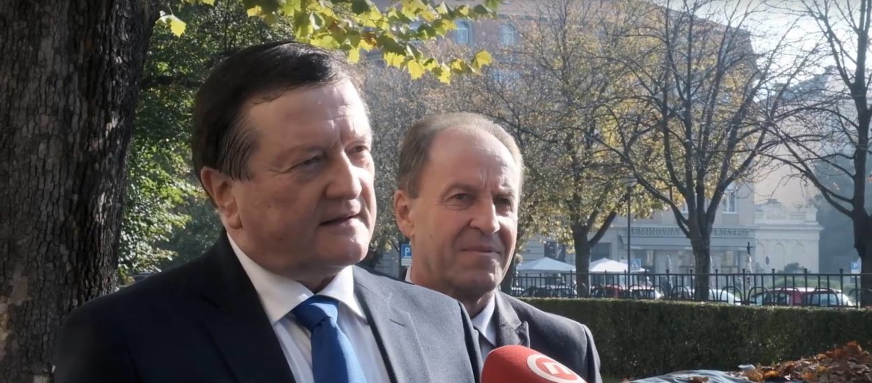 Izjave Damira Borasa i Marka Jelića nakon svečane primopredaje zastave s kninske tvrđave