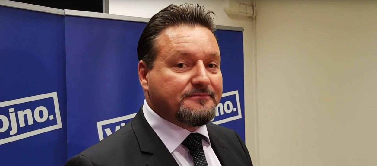 Reakcija načelnika Nerežišća na ‘negativno izvještavanje’, građevinske pašnjake ministra Kuščevića