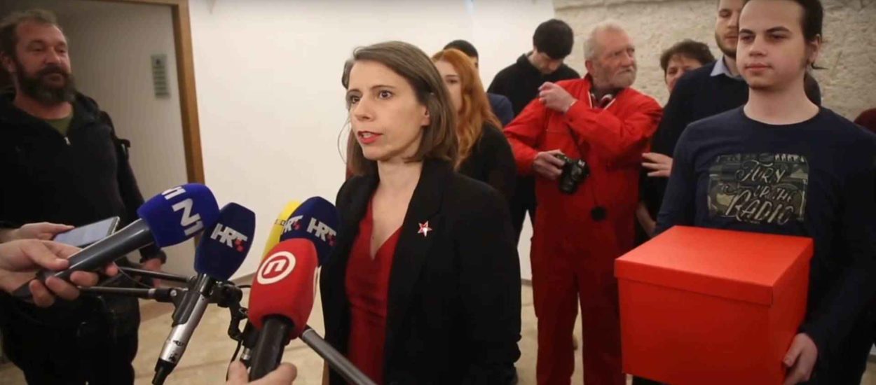 Socijalizam 21. stoljeća, crvena zvijezda i crvene kutije: Peović predala kandidaturu za PRH