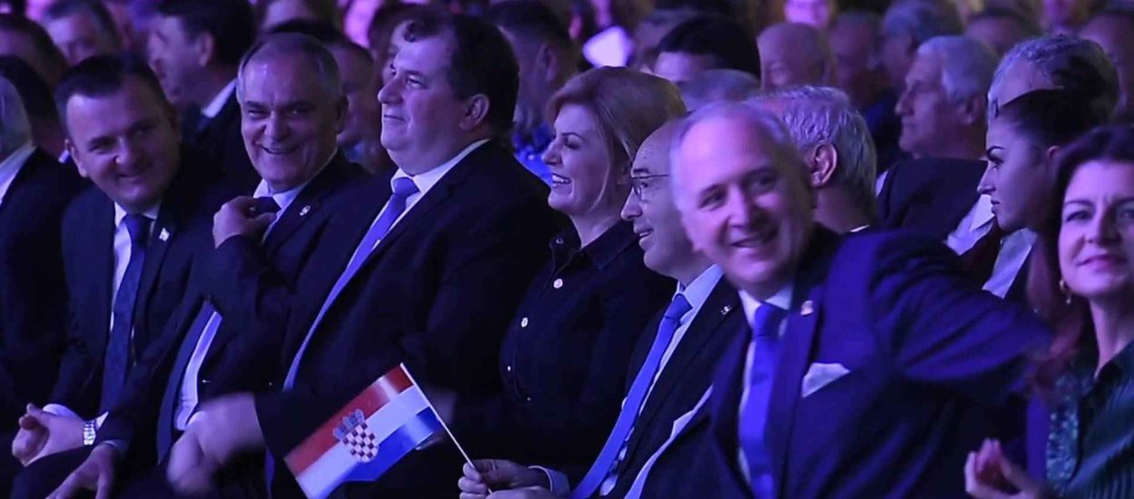 Grabar-Kitarović: dabogda svi hrvatski političari bili korumpirani kao ja – VIDEO