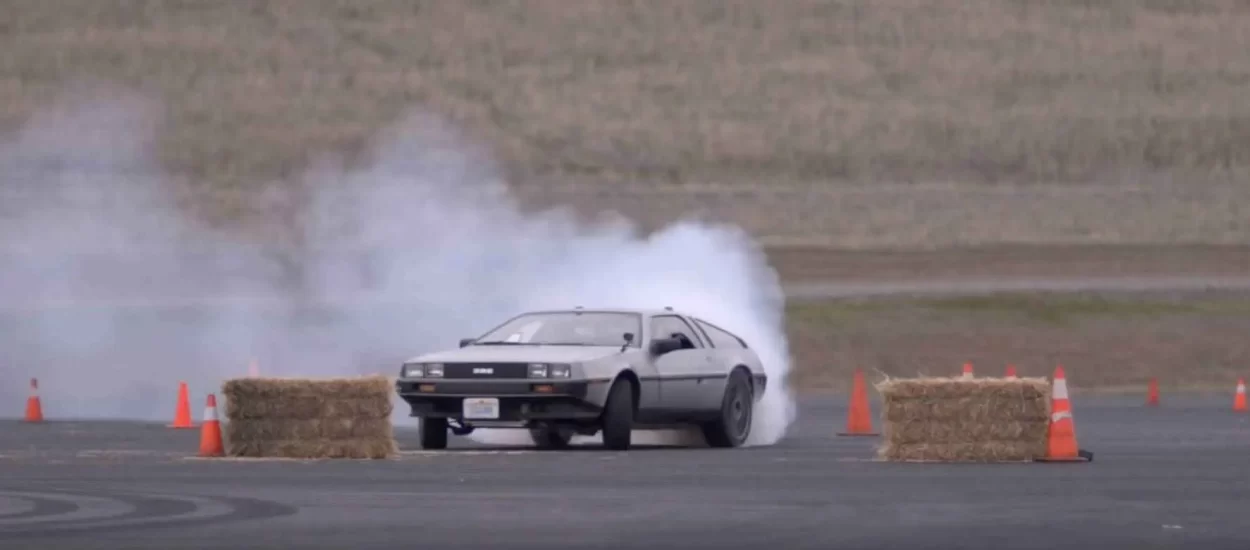 Stanfordov samoupravni DeLorean ‘MARTY’ drifta bolje od velike većine hjumana: VIDEO  