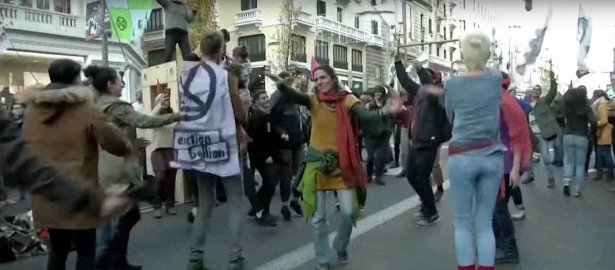 ‘Pobunjenici protiv izumiranja’ čagali u Madridu: VIDEO