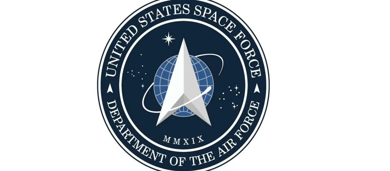 Star Trek u simbolu Američkih svemirskih snaga