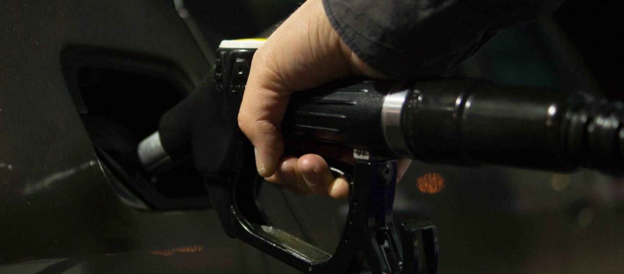 Rusija odbila smanjiti proizvodnju, cijene nafte posrnule za više od 4%