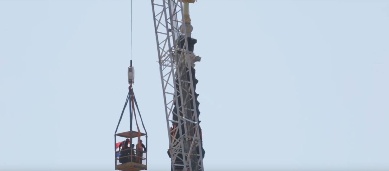 Završeno postavljanje dinamita na toranj katedrale: VIDEO