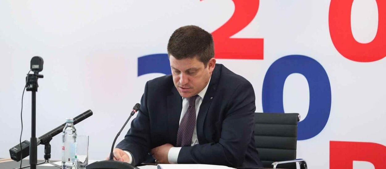 Uz citiranje ‘visokih moralnih kriterija’ SIP i Pametno očekuju ostavku ministra Butkovića