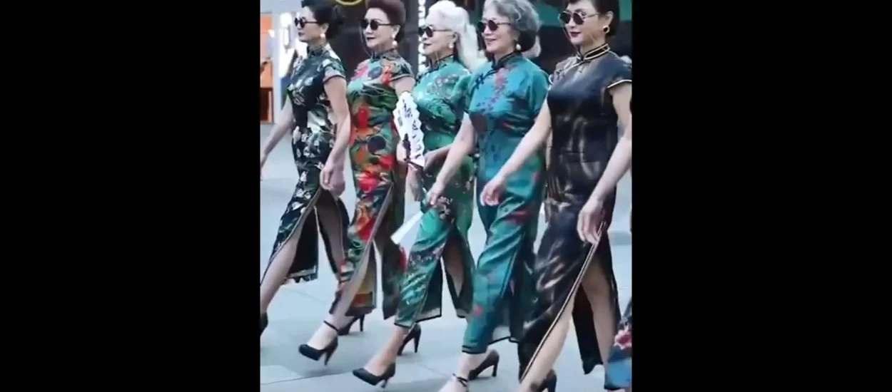 Defile zrelih dama u cheongsam haljinama | VIDEO