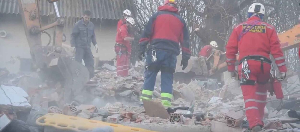 Broj poginulih u potresu porastao na sedam, najviše stradalih u Majskim Poljanama | VIDEO