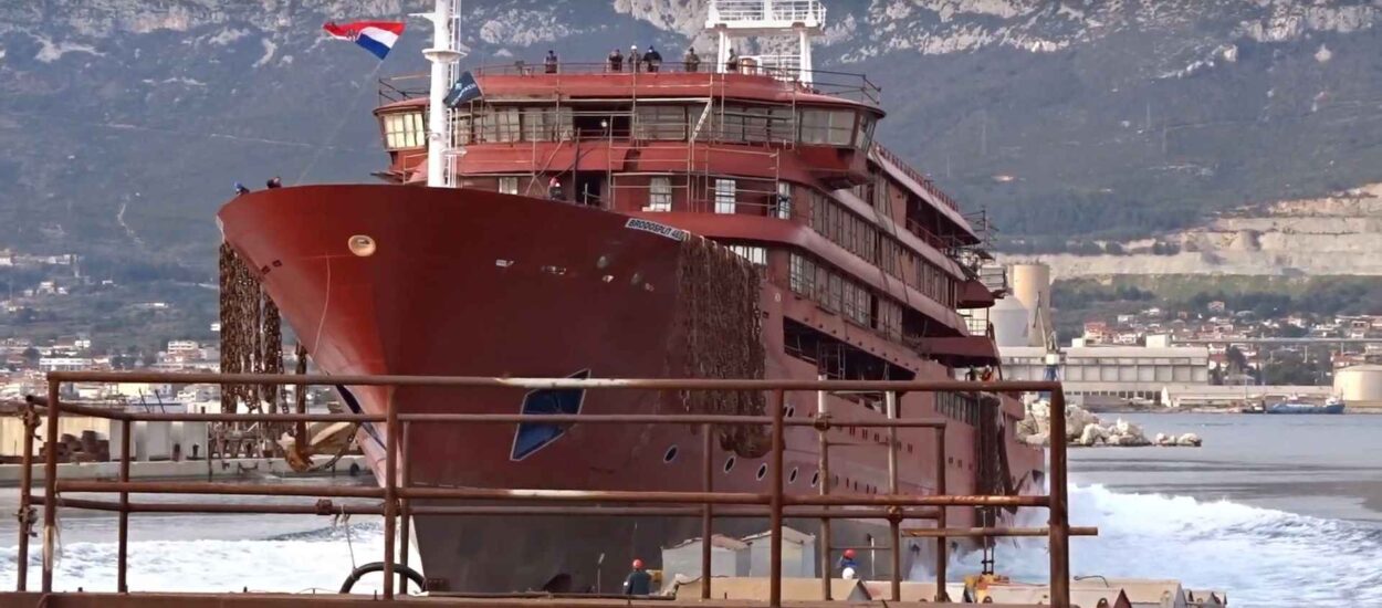 Uz zahvalu Vladi i HBOR-u porinut brod za polarna krstarenja ‘Janssonius’ | Brodosplit | VIDEO