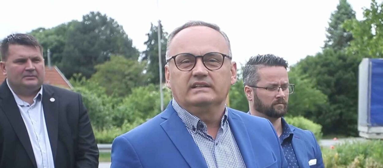 Osijek: Mlinarević komentirao ‘skupi predizborni katalog’, blokadu tvrtke rivala Radića | VIDEO
