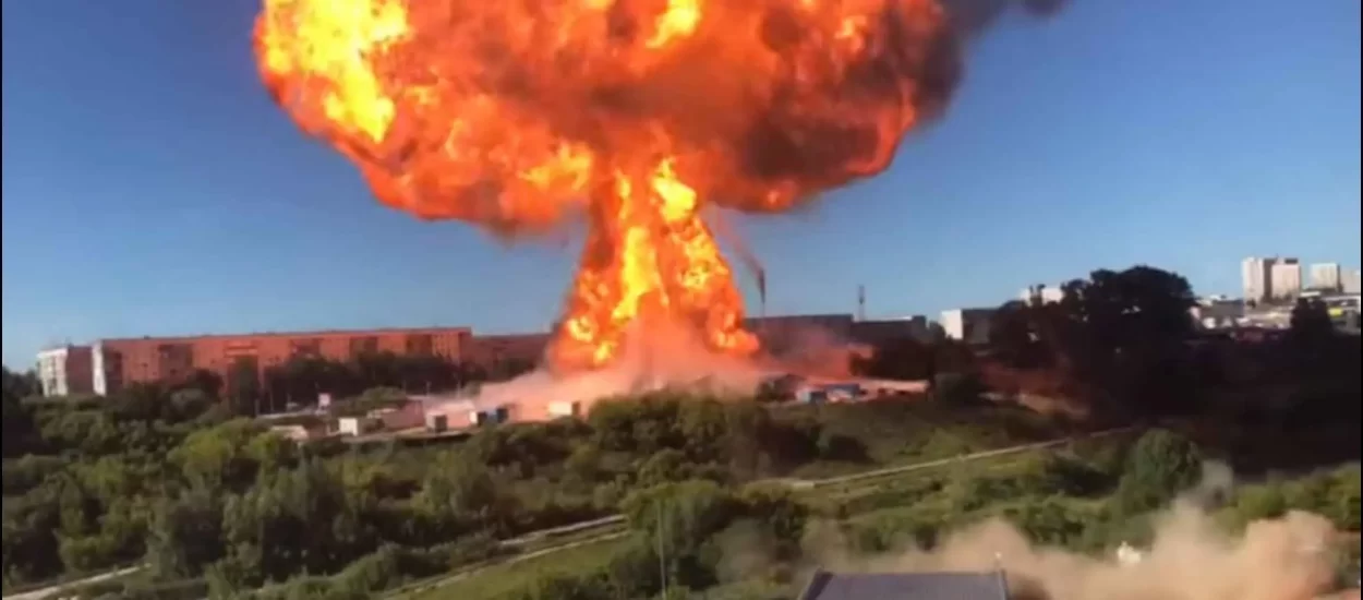 Eksplozija katapultirala cisternu s gorivom u Novosibirsku, ozlijeđene najmanje 33 osobe | VIDEO