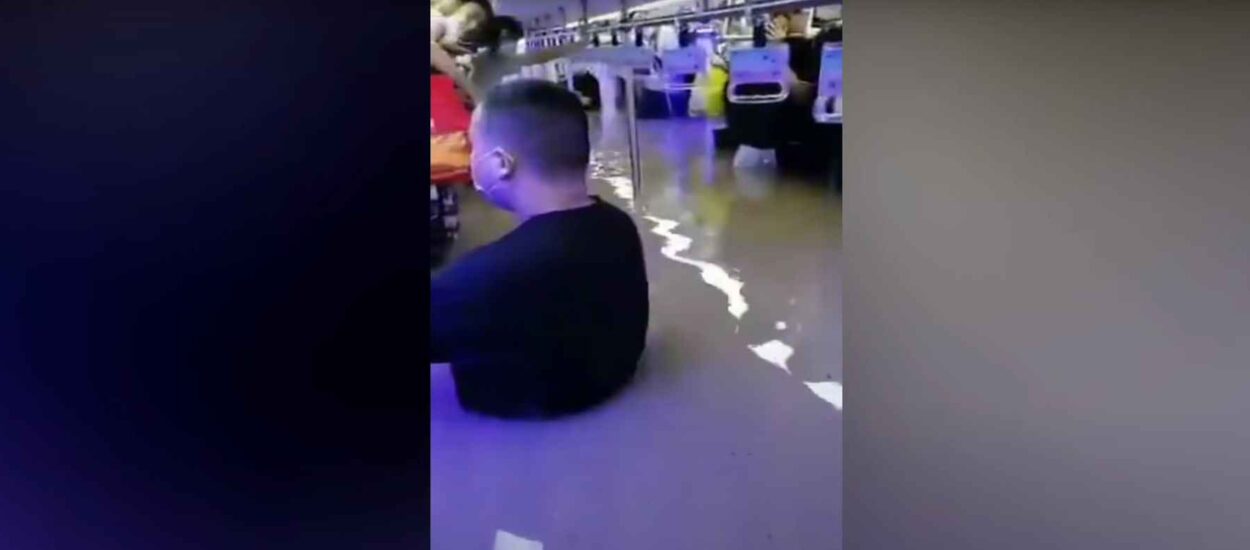 Kina: deseci mrtvih, oko 100,000 evakuiranih u ’tisućljetnoj poplavi’ | uznemirujući VIDEO  