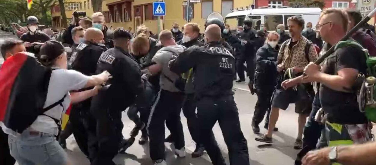 Masovna uhićenja na nedjeljnim covid prosvjedima u Njemačkoj | VIDEO