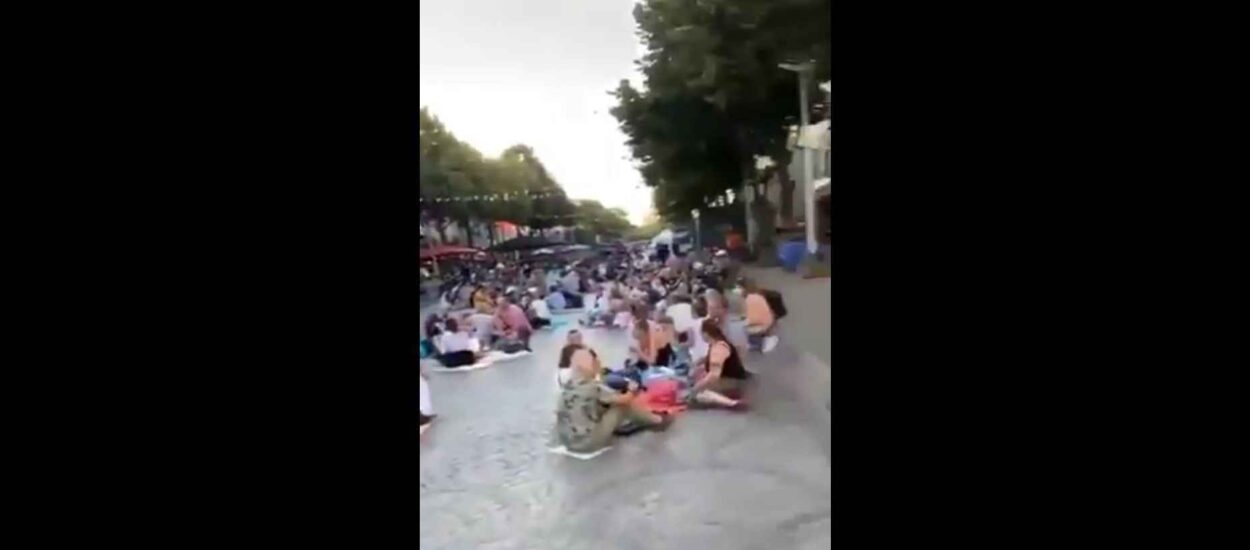 Francuzi bez covid propusnica zasjeli na ulice u pikniku ispred restorana i barova | VIDEO