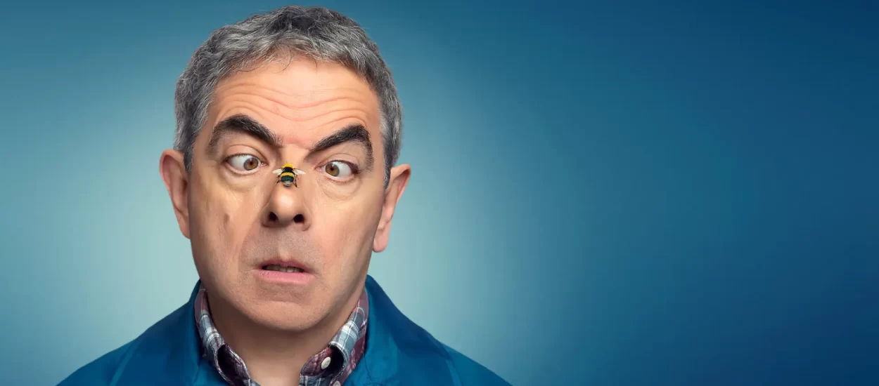 Okršaj Rowana Atkinsona s pčelom zabavlja štovatelja Mr. Beana ili Crne Guje | Man vs. Bee