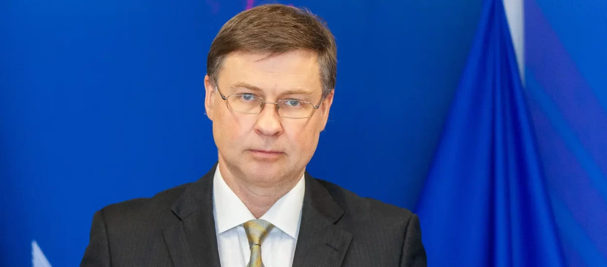 Komisija isporučila prvu od 9 milijardi eura pomoći Ukrajini  