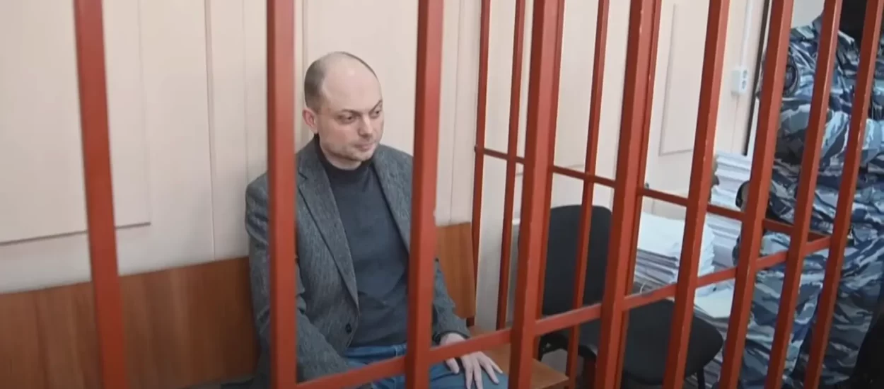 ‘Za primjer drugima’: kritičar Kremlja Kara-Murza osuđen na 25 godina zatvora