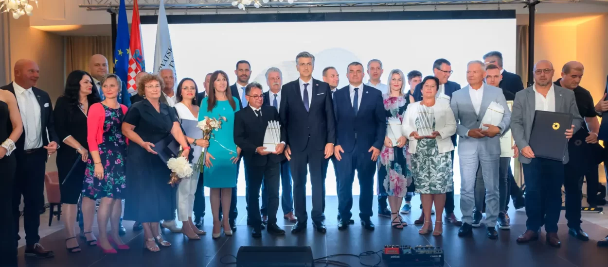 Svečana Akademija HOK-a obilježila Dan obrtnika, dodijelila priznanja ‘Zlatne ruke’ | e-book