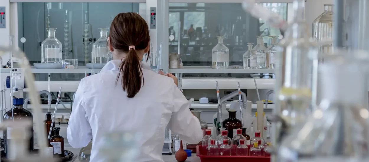 Značajne sektorske oscilacije, pad potražnje za radom | H1 2025