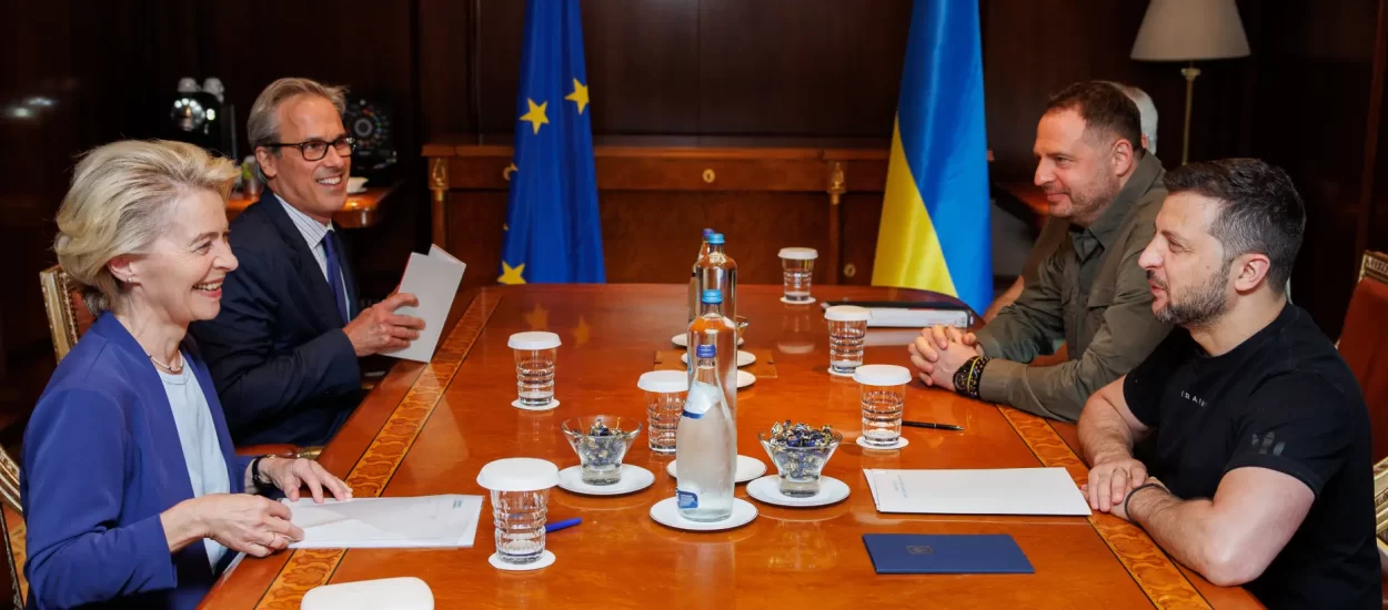 Pretresi u uredu Jermaka, najvećeg i najbližeg prijatelja Zelenskog